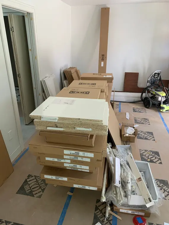 !Los GAtos Closet System IKEA — 2