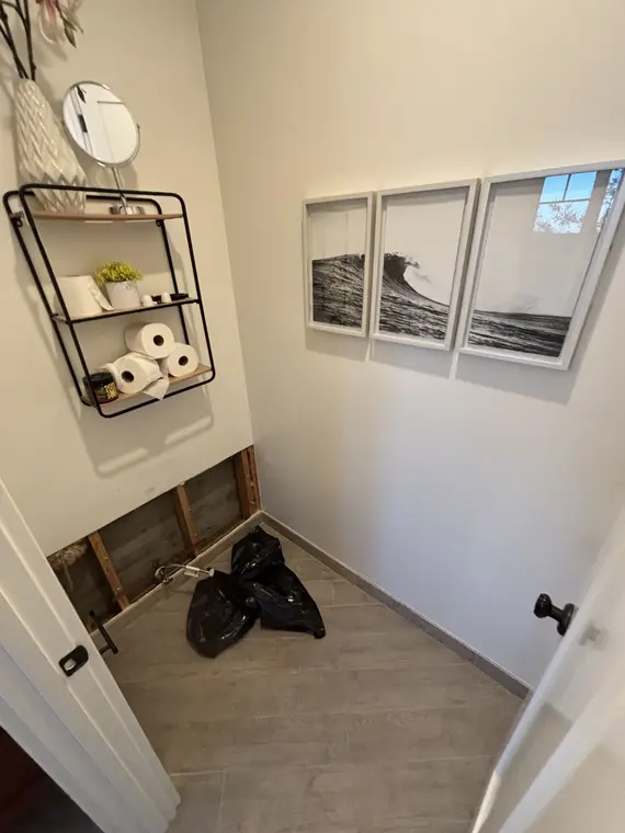 Drywall Wall and Carpet SJ — 4