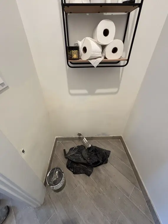 Drywall Wall and Carpet SJ — 9