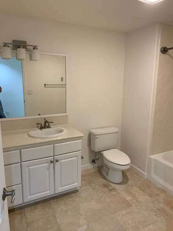 San Mateo Bathroom — 12